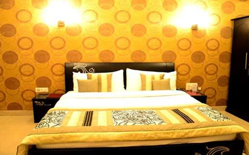 Hotel-Luxmi-Residency-