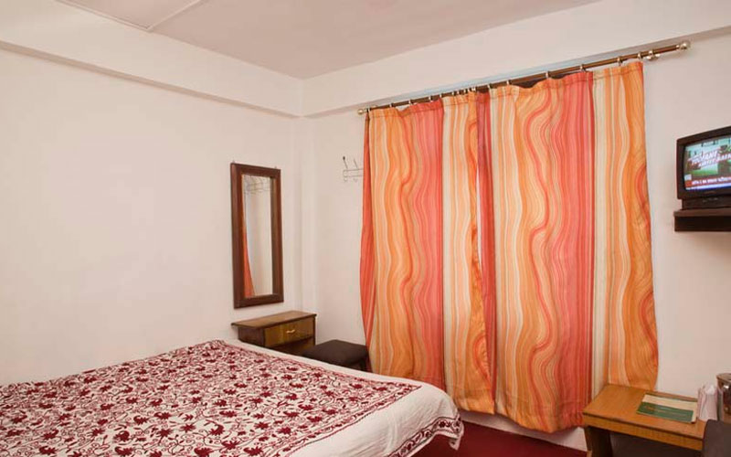 Hotel Surya Classic