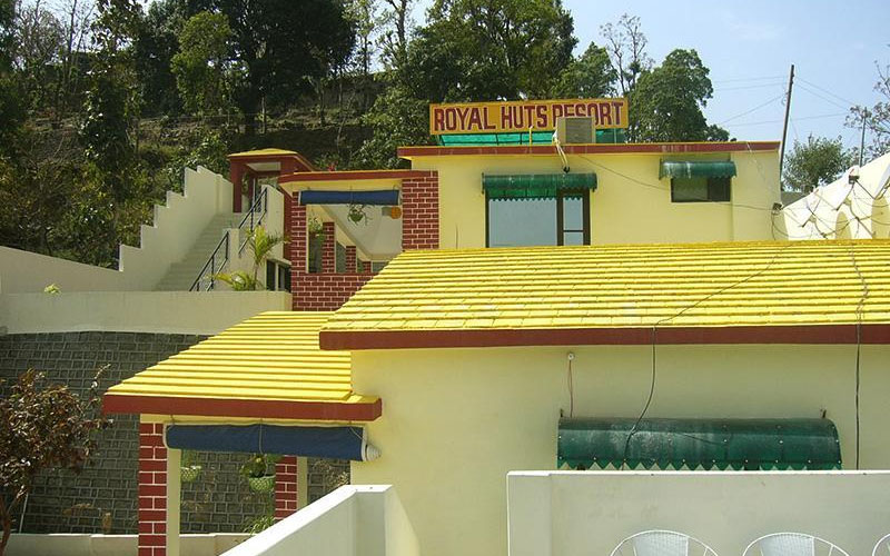 Royal Huts Resort