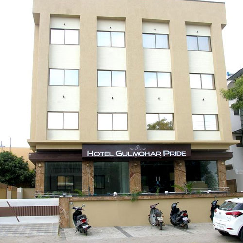 Hotel Gulmohar Pride