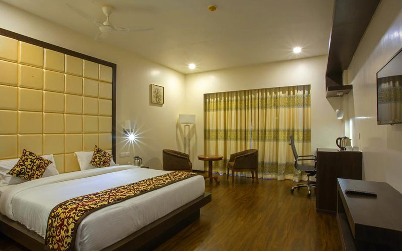 Hotel Ravi Residency
