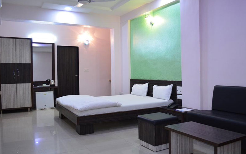 Skylon-Hotel-Gandhinagar-